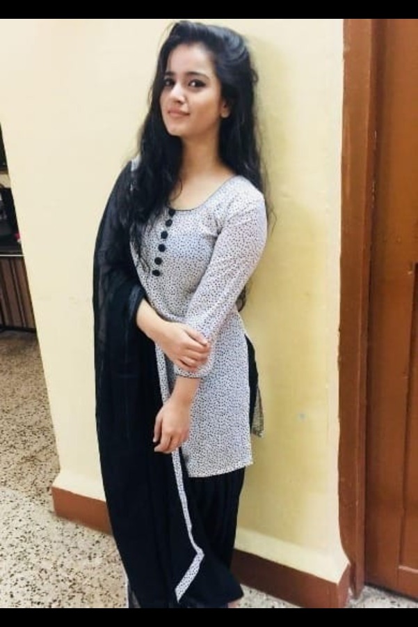 cheap call girls in Tis Hazari Delhi